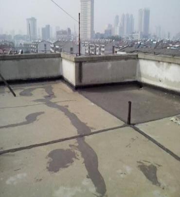 长沙漏水维修 楼顶漏水是什么原因，楼顶漏水维修方法是什么?